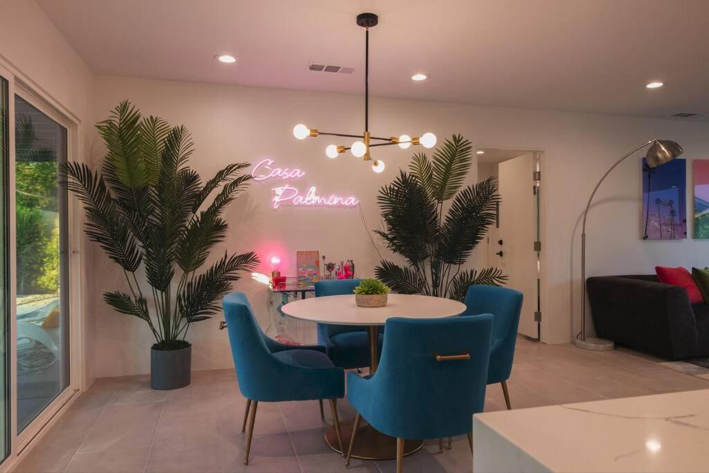 Villa Casa Palmina An Mcm Oasis à Palm Springs Extérieur photo